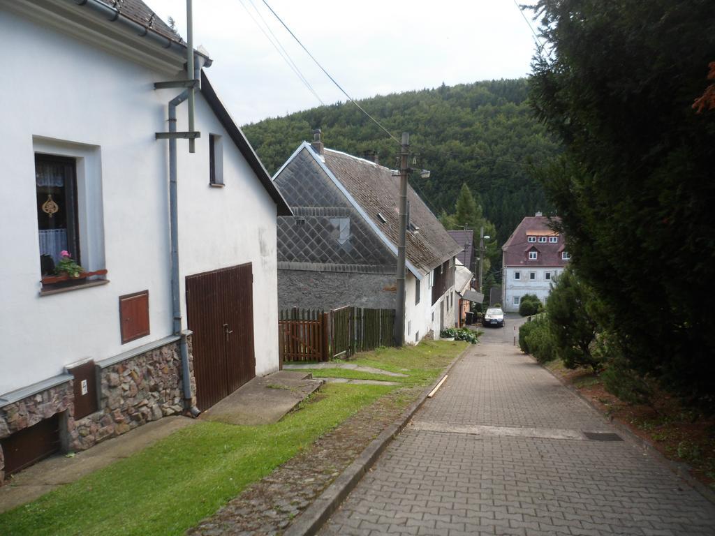 Pension Mikulka Mikulov v Krusnych Horach Екстериор снимка